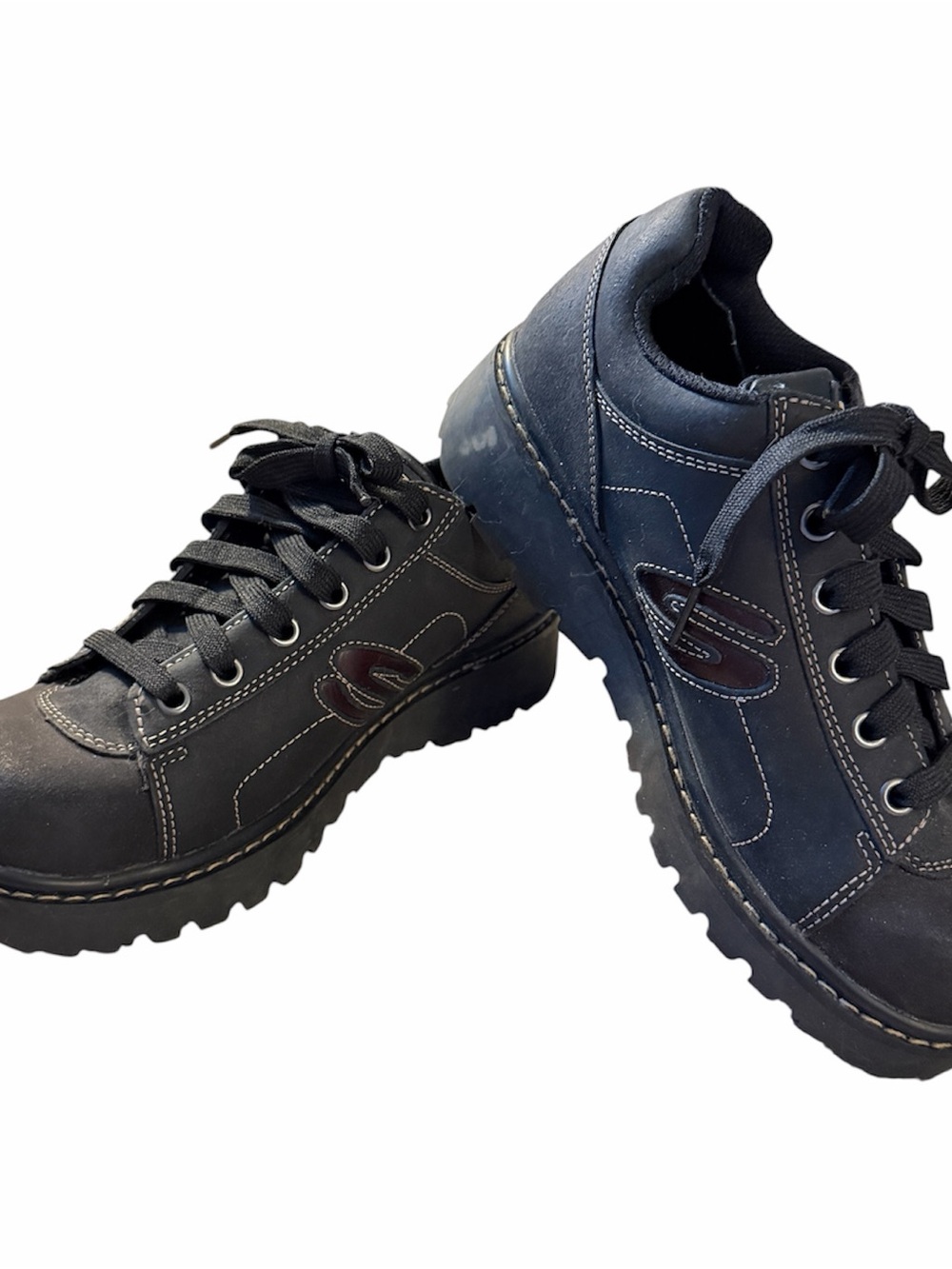 Skechers Women’s Black Lace-Up Casual Shoe - Picture 3 of 6